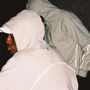 ชุดวอร์มและเสื้อมีฮู้ดสำหรับผู้ชายชุดสองชิ้นกางเกงวิ่งจ๊อกกิ้งสำหรับกลางคืนสะท้อนแสง - Product Image 2