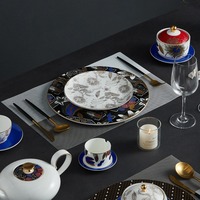 Elegante Borden Bloem Oplader Bord Catering Keramische Borden En Kommen Bone China Cup Set Keuken Set Serviesgoed