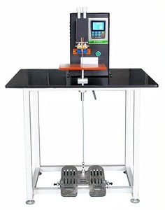 Soudeuse à points commerciale à batterie au lithium, type pédale, machine de soudage de quincaillerie, soudeuse CNC pour batteries cylindriques - Product Image 3