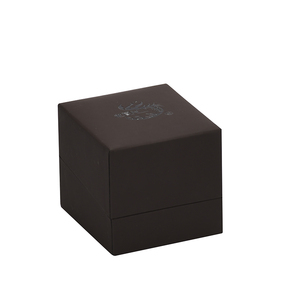 Caja de plástico de diseño simple para joyería, envuelta en papel de cuero, gama mayorista para pendientes, colgantes, brazaletes y relojes. - Product Image 3
