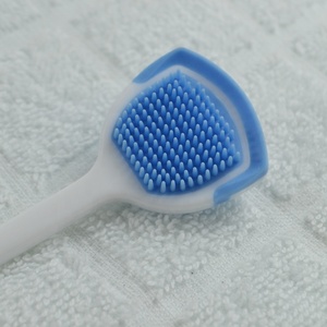 Circular Sector Head Adult Plastic <strong>Tongue</strong> <strong>Cleaner</strong> With <strong>Rubber</strong> Bristle - Product Image 6