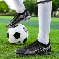 Chaussures de football respirantes SAIFEINU, plusieurs styles disponibles en stock, conception flexible, vente au détail d'usine