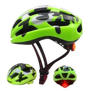 <span class=keywords><strong>Casco</strong></span> de Ciclismo Personalizado para Niños con Luz Trasera, Transpirable y Ajustable, Seguridad de Verano para Patinaje y Bicicleta de Equilibrio, Protección UV - Product Image 1