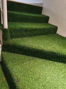 Tapis de gazon artificiel d'aiguilletage pour l'herbe de paysage extérieur de jardin et le tapis de terrain de jeu - Product Image 3