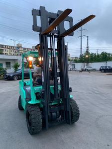 Original Paint <b>Used</b> Mitsubishi FD30 Forklift Japan Import Low Hour Ready To Work - Product Image 2