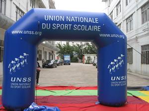 Layar PVC Balon Tiup Lengkung-Tahan Air untuk Promosi Iklan Luar Ruangan dengan Pompa Listrik Multi-Warna - Product Image 5