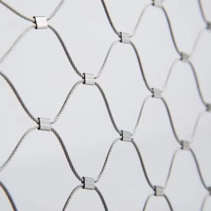 Rete di Sicurezza Flessibile in Acciaio Inox 304 7X7 7X19 Facile da Installare per Recinzioni di Zoo, Gabbie, Balconi e Scale - Product Image 1