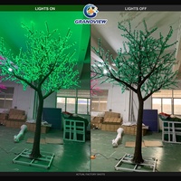 Maßgefertigter LED-Kirschblütenbaum Licht Weihnachtsfest-Dekoration Künstlicher Blumenbaum für Freizeitparks und Gewerbeprojekte