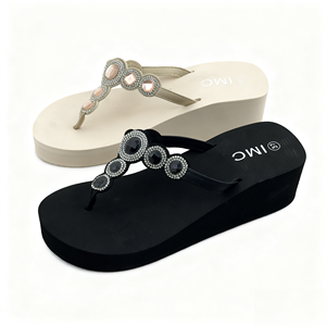 Phụ nữ thanh lịch của mùa hè nêm <span class=keywords><strong>Flip</strong></span> <span class=keywords><strong>Flops</strong></span> với dày duy nhất thân thiện với môi lớn Jeweled huy chương Rhinestone điểm nhấn trong màu be đen - Product Image 1