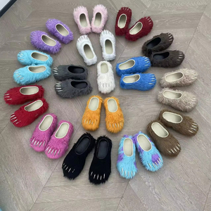 Nouvelles mules tendance à griffes d'ours en fourrure, sandales d'été personnalisées avec dessus en peluche douce, logo sur mesure - Product Image 6