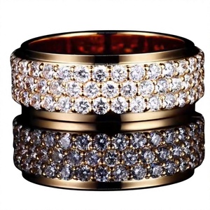 Anillo de Eternidad Unisex Chapado en Oro de 18K con Moissanita, Corte Princesa, Engaste Pavé, Regalo de Lujo para Compromiso, Boda o Aniversario - Product Image 1