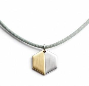 Moderne Minimalistische Elegante Verstelbare Katten- en Hondenhalsband - Product Image 4