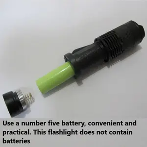 Lampe de poche longue portée super lumineuse Zoom magnétique étanche Lampe torche à batterie sèche Lampe de poche LED laser blanche