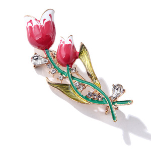 Broche de Moda Chapado en Oro con Perlas de Circonio y Aleación de Tulipán, Regalo de Lujo Coreano de Alta Calidad para Mujer, para Boda, Compromiso o Fiesta - Product Image 6