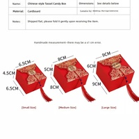 Fournitures de mariage : Boîte à souvenirs carrée créative et écologique, style moderne, avec pompons, en papier cartonné rouge 300g, pour bonbons, Marque DY