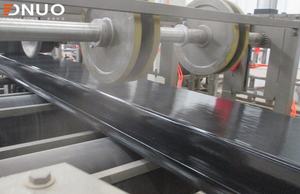 Ligne de production de panneaux de toiture en fibre de verre monocouche, de canaux d'eau et de gouttières en composite FRP - Product Image 5