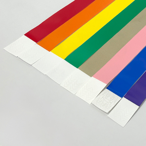 Pulseras de Papel Desechables Impresas a Prueba de Agua con Diseño Personalizado para Fiestas Promocionales y Uso en Parques de Atracciones - Product Image 4