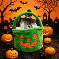 Nouveau Sac Cadeau Citrouille Fantôme Halloween 2026 pour Enfants, Sac Fourre-tout Seau à Bonbons pour la Chasse aux Bonbons, Panier Lumineux LED en Peluche, Articles de Fête