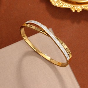 新款设计时尚饰品手链金色防水不锈钢18k镀金女手镯手链 - Product Image 4