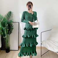 Robe plissée haut de gamme Lily, design de niche, style élégant pour femmes rondes, jupe à volants anti-âge