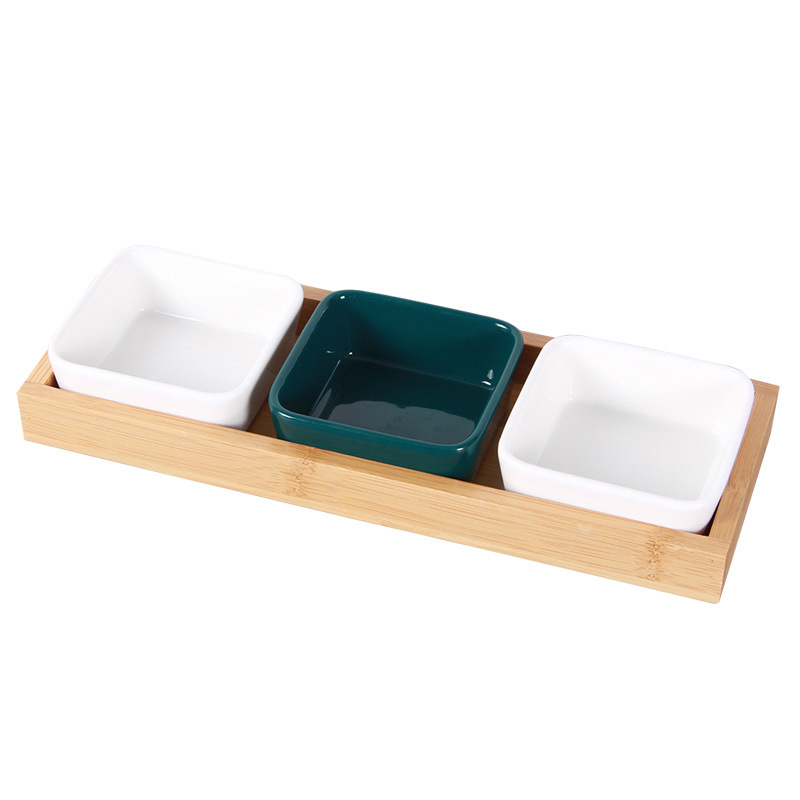 Ensemble de trois grilles (blanc + vert + blanc)