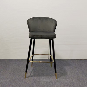 Sgabello da Bar Alto di Design Moderno Direttamente dalla Fabbrica, Confortevole Rivestimento in Vera Pelle/Tessuto, Sedia con Gambe Alte Personalizzabili nel Colore - Product Image 2