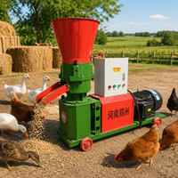 Les exploitations agricoles utilisent des machines professionnelles de fabrication d'aliments pour animaux pour la production d'aliments pour volailles, bovins, ovins et porcins.