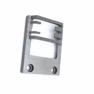 Industrial <strong>Sewing</strong> <strong>Machine</strong> Parts <strong>SINGER</strong> <strong>20U</strong> Zigzag <strong>Sewing</strong> <strong>Machine</strong> New Condition 541936 543939 Needle Plate/FEED DOG - Product Image 5