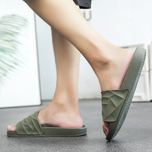 BreezeStep: Горячая распродажа! Мужские шлепанцы из ПВХ с мягкой подошвой для дома и улицы, дизайнерские тапочки-слайды для мужчин - Product Image 4