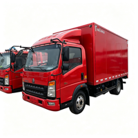 Camionnette fermée manuelle Sinotruk Howo 4X2 de haute qualité, châssis renforcé, pour le transport de légumes et de marchandises générales