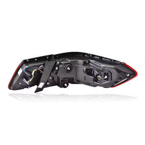 Luces Traseras LED Modificadas Estilo Coupé para Mercedes-Benz Clase E W212 2009-2015 - Product Image 4