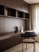 Bureau-bibliothèque moderne en bois durable, personnalisable, écologique et peu encombrant, avec 5 étagères réglables en hauteur pour le bureau à domicile