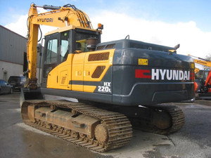 รถขุดตีนตะขาบมือสองจากเกาหลีแท้ รุ่น Hyundai HX220HD เครื่องยนต์ Yanmar ประสิทธิภาพสูง สภาพดี พร้อมขาย - Product Image 3