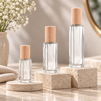 Flacon pulvérisateur de parfum en verre avec bouchon en bois, atomiseur portable rechargeable à brume fine, flacon vide pour échantillons 10ml 20ml 30ml