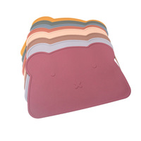 Joli tapis de table pour enfants en silicone, isolant thermique, antidérapant, couleur unie, forme irrégulière, pour table à manger