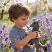 Peluche Jelly Cat Rat Comforter Lachlan, Rat Triste, Jouet en Peluche de Haute Qualité, Poupée de la Forêt Douce et Moelleuse, Idéal pour un Cadeau d'Anniversaire