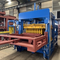 Équipement de fabrication de blocs hydrauliques QT10-15 pour pavés, bordures, briques creuses et pleines
