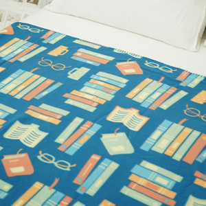 Manta de lana Polar de punto fino con estampado de tema de lectura de libros para silla, sofá, sofá cama, manta personalizada suave y acogedora - Product Image 3