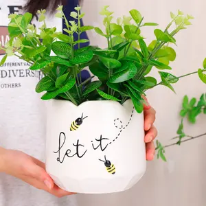 Redeco Hot Sale Creative Ceramic Relief Flower Pot White Flowerpot Small Ceramic Plant Pot For Garden Home Decoration