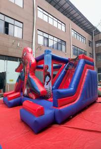 Château gonflable commercial avec toboggan et piscine intégrée - Product Image 6
