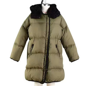 Chaqueta acolchada cortavientos de invierno verde personalizada al por mayor con capucha y cierre de cremallera de talla grande estilo formal característica transpirable - Product Image 1