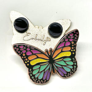 Broche d'insigne en émail dur de conception de papillon de haute qualité logo personnalisé cadeaux souvenirs d'animaux épinglette personnalisée - Product Image 3