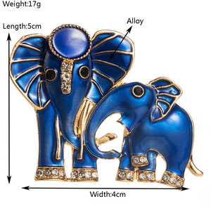 Broche américano-européenne unique unisexe broche accessoire vente à chaud nouvelle goutte d'huile mère-<span class=keywords><strong>fille</strong></span> éléphant chanceux fabriqué en alliage de qualité supérieure - Product Image 2