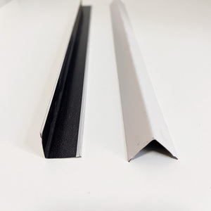 Ángulo de pared de acabado de acero galvanizado por inmersión en caliente de edificio moderno y material de marco de techo de yeso suspendido - Product Image 1