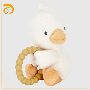 Juguete de Peluche Colgante <span class=keywords><strong>para</strong></span> Cuna y Cochecito, Diseño Original, Suave y Seguro, con Anillo de Silicona, Sonajero, Juguete de Actividad <span class=keywords><strong>para</strong></span> Bebés, Perro y Conejo - Product Image 3