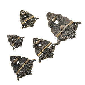 Antique Bronze Alloy Box Buckle Corner Shape Bolt Inserting Type For Jewelry Box Storage Furniture <b>Hardware</b> - Product Image 5
