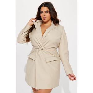 Traje Formal Mini Casual de Alta Calidad de Fábrica OEM para Mujer - Product Image 4