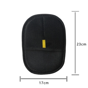 Gants anti-statiques épais pour l'élimination des poils des animaux domestiques, en tissu antistatique pour le toilettage des chiens de taille moyenne - Product Image 5