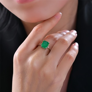 MUSHAN Jewelry Factory 4ct 8*10mm <span class=keywords><strong>Bague</strong></span> fine en émeraude synthétique verte Bagues de fiançailles en argent sterling 925 pour femmes - Product Image 2