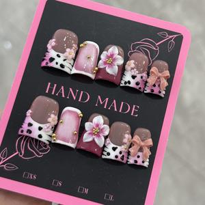 Bestseller Handgefertigte Entenschnabel-förmige Aufstecknägel 10 Stück Wiederverwendbare ABS Künstliche Nägel für Kinder Vollständige Abdeckung Design Quadratisches Muster Modell - Product Image 1